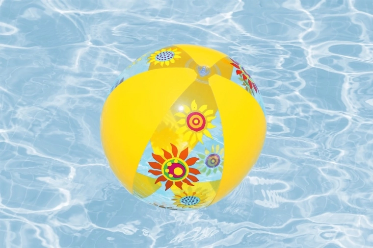 Bezrūpīga ūdens izklaide