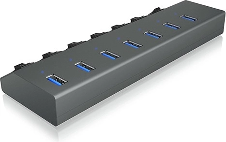 Septiņi USB 3.0 porti ar lielu ātrumu