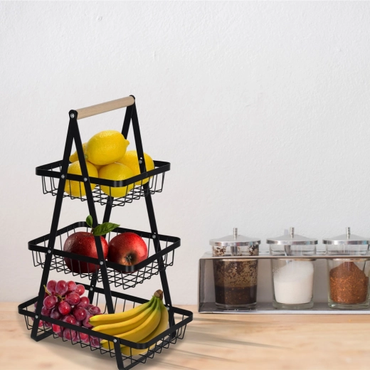 Izturīga metāla konstrukcija un gaisa cirkulācija